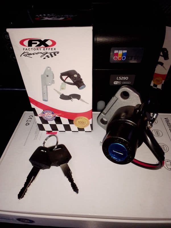 IGNITION SWITCH & LOCK SET BARAKO
