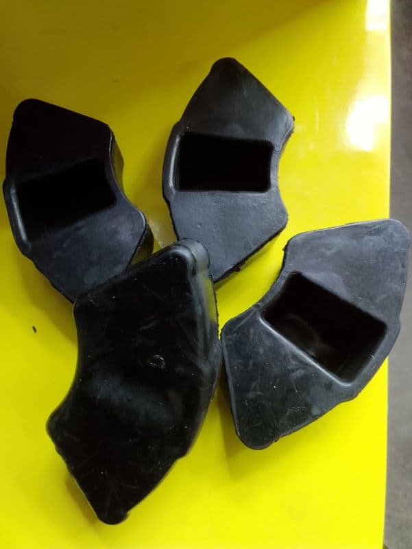 RUBBER DAMPER CT100/bajaj
