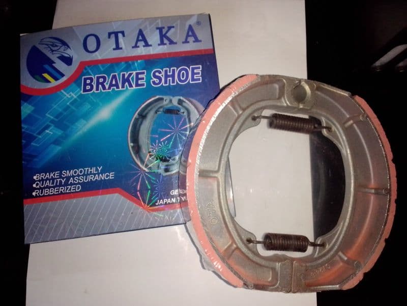 BRAKE SHOE